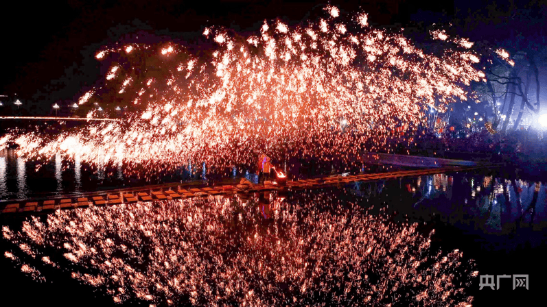 区：徽州满池娇 古韵焕新姿冰球突破游戏网站黄山市徽州(图3)