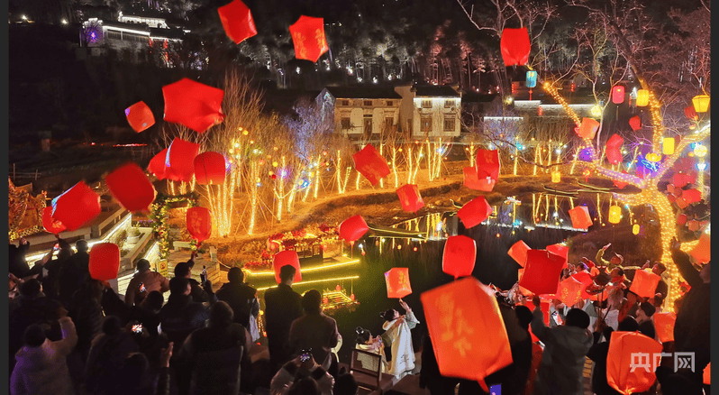 区：徽州满池娇 古韵焕新姿冰球突破游戏网站黄山市徽州(图2)