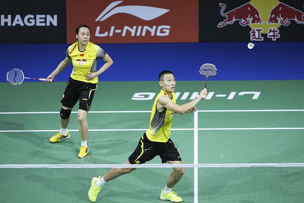 运动的发展史嘉友知道吗？冰球突破爆百万大